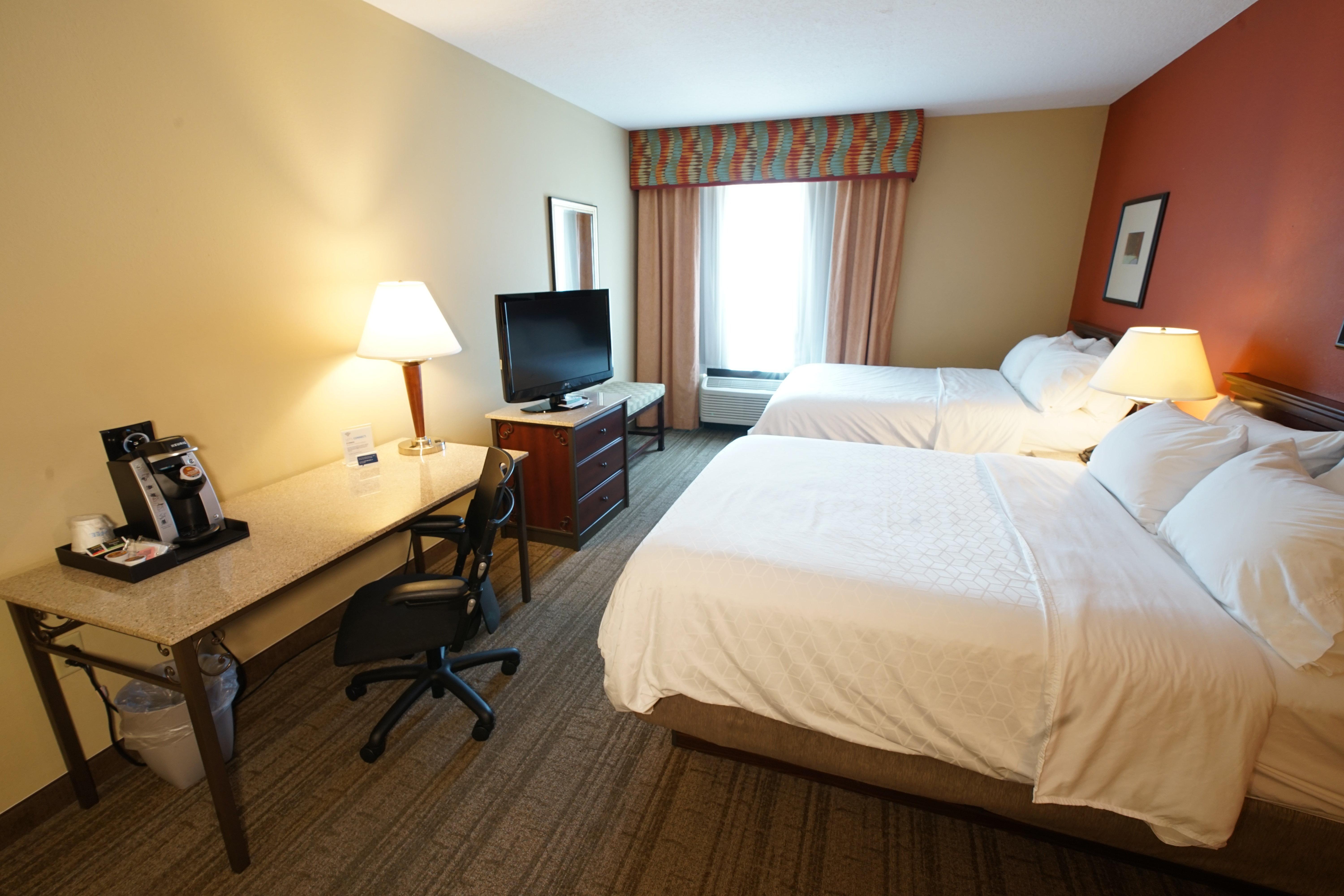 Holiday Inn Express Hotel & Suites Tampa-Oldsmar By Ihg Exterior photo