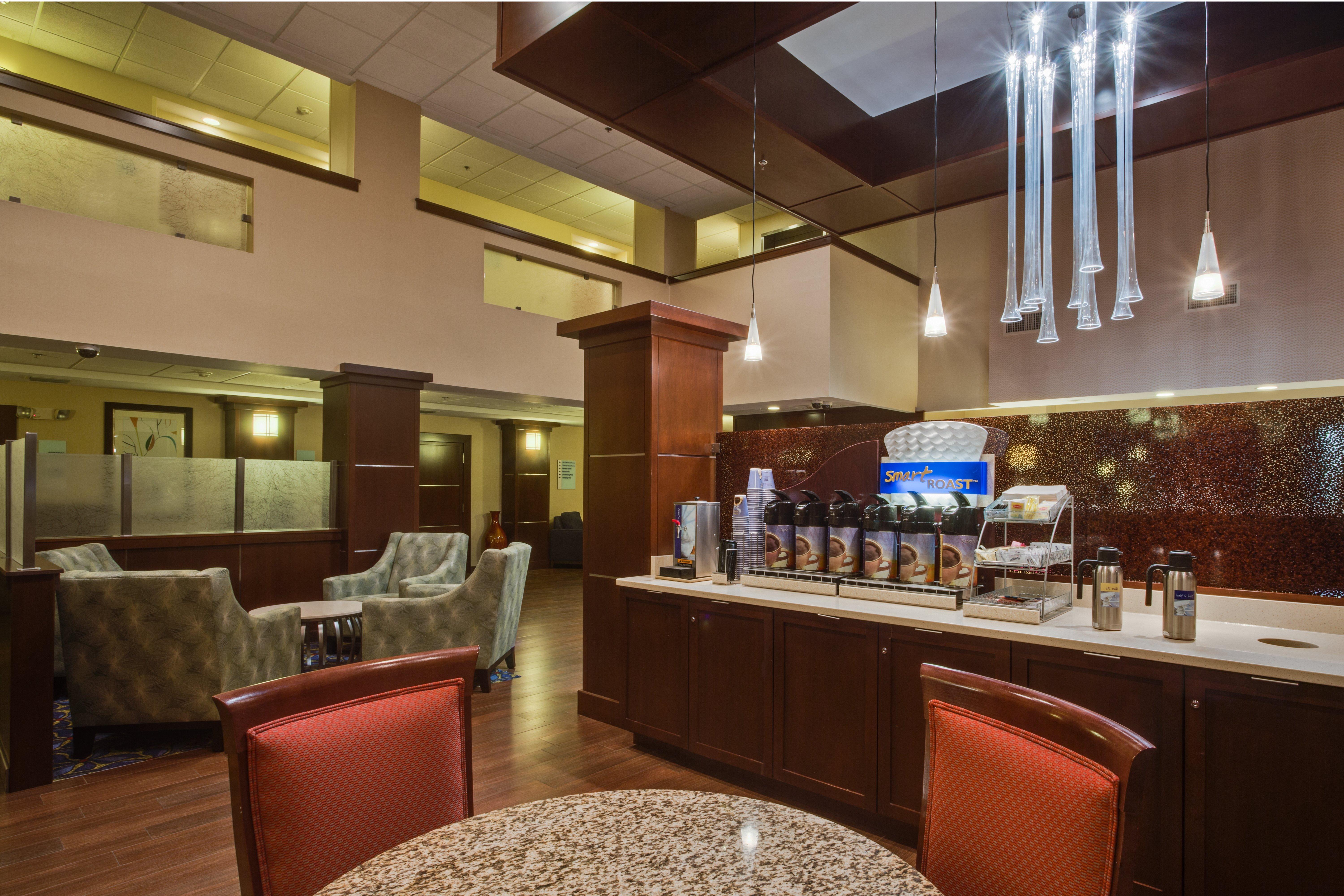 Holiday Inn Express Hotel & Suites Tampa-Oldsmar By Ihg Exterior photo